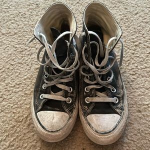 Black high top converse